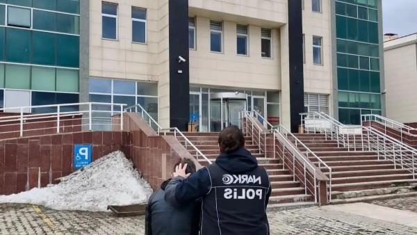 Kars'ta Uyuşturucu Operasyonu: 1,42 Gram Metamfetamin Ele Geçti, Z.S. Tutuklandı
