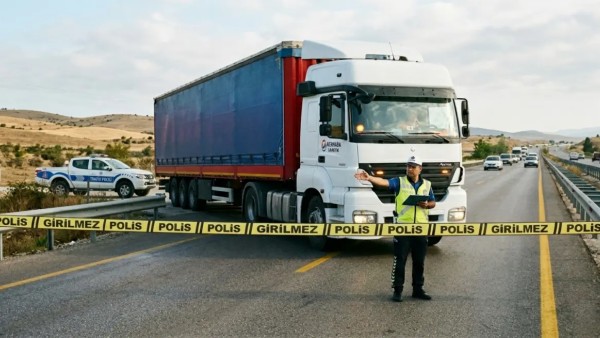 Erzurum'da Tırda Bulunan Ceset Üzerine Soruşturma Başlatıldı