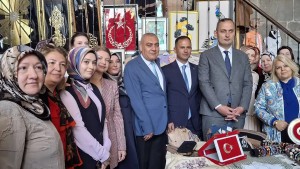 Çifte Minareli Medrese'de Hayat Boyu Öğrenme Şenliği: Sanat ve Kültür Buluştu