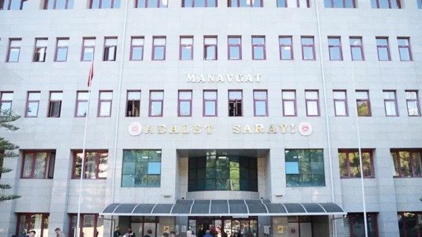 Manavgat'ta eski belediye yönetimi soruşturmasında 2 yeni gözaltı yapıldı