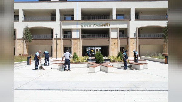 Battalgazi Belediyesi, Merkez Akpınar Çarşısı’nda detaylı temizlik çalışmalarını tamamladı
