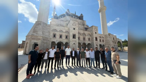 Cami bünyesinde güreş minderi ve salonu kurulacak, çocukların spora erişimi artırılacak