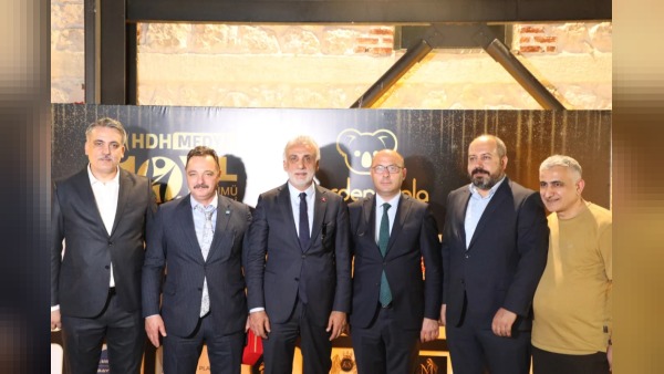 HDH Medya 10. Gala ve Başarı Ödülleri’nde 64. Dönem Bakan Fatma Güldemet Sarı da yer aldı