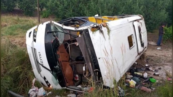 Isparta Gelendost’ta tur otobüsü devrildi: 4 ölü, 3’ü ağır 15 yaralı