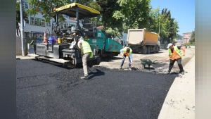 Şehit Tuğgeneral Bahtiyar Aydın Caddesi’nde 31,5 milyon liralık asfalt yenileme çalışması başladı