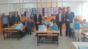 Beypazarı'nda 10 bin 250 öğrenci karne alıp yaz tatiline başladı
