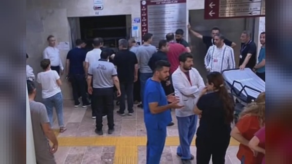 İskenderun Devlet Hastanesi asansör arızasında sağlık çalışanı acil servise alındı
