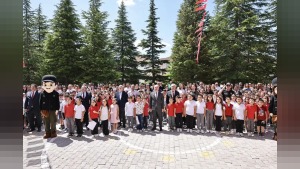 Çorum'da 83 bin 402 öğrenci 2025-2026 eğitim yılını tamamlayıp yaz tatiline başladı