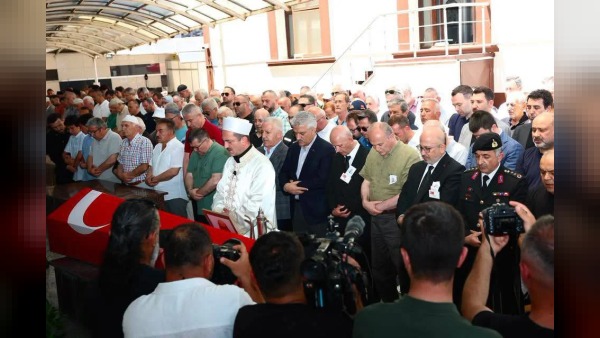 Kıbrıs Gazisi Cemil Müderrisoğlu İçin Düzce’de Devlet Töreni Düzenlendi