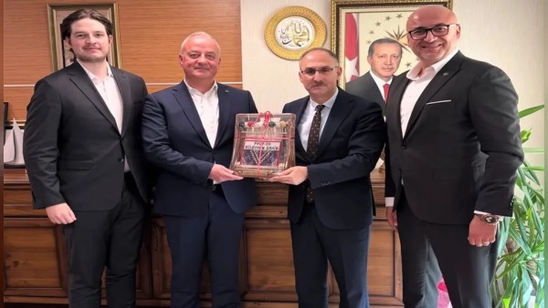 Barida Hotels Başkanı Sami Öngör, Isparta turizmi ve yatırımları için Bakanlık yetkilisiyle görüştü