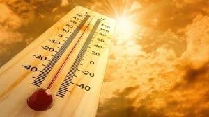 İstanbul'da 32, Antalya'da 39 derece; Marmara ve Kuzey Ege'de 30-50 km hızında rüzgar bekleniyor