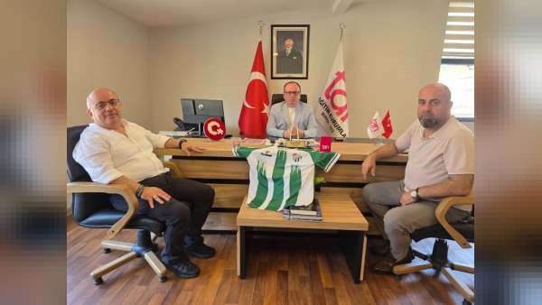 Artvinspor, Türkiye Kadınlar 2. Ligi voleybol takımı için sponsorluk arayışlarını sürdürüyor
