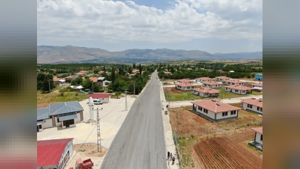 Doğanşehir’de 6,5 Kilometrelik Yol Yenileme Çalışmasıyla 800 Hane Ulaşımı Kolaylaştı