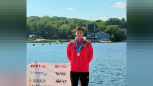Rahmi Kaan Karahan 200 metrede 38.79’la dünya üçüncüsü oldu