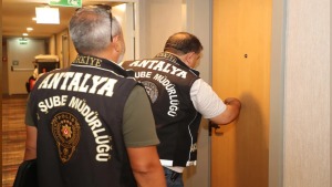 Antalya’da günübirlik konaklama ve araç kiralama denetimi: 578 tesis kontrol edildi