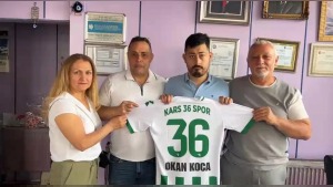 Okan Koca’dan Kars 36 Spor’a 570 Euro’luk harçlık desteği
