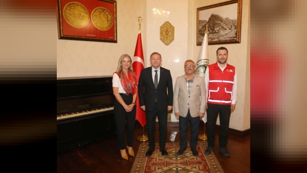 15 Temmuz anması Kars’ta konuşuldu: Kızılay heyeti Valilik’te