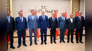 Bakan Işıkhan Malatya’da Valilik görüşmesine katıldı; Sami Er ve parti buluşması planlanıyor