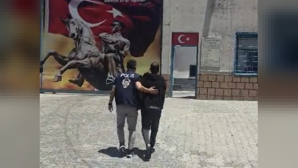 Hatay’da yakalanan B.Ö. 7 yıl 11 ay kesinleşmiş hapisle tutuklandı