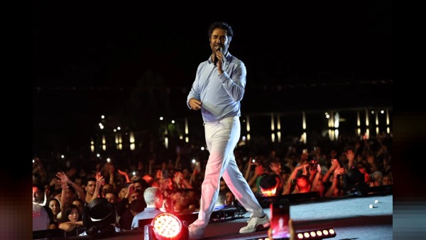 Hatay İskenderun’da Mahsun Kırmızıgül konseri: Yüz bin kişilik festival gecesi