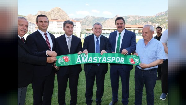 Osman Aşkın Bak’a iletildi: Amasya stadyumunda maraton tribünü kapatılacak mı?