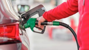 Brent 79 doların üstüne çıktı: Akaryakıt zammı gündemde