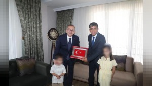 Kars’ta Vali Ziya Polat Gazi Fazıl Boztaş’ı ziyaret etti