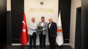 Hamdi Erdem ve Erol Kutlu, Halit Doğan’ı şampiyona öncesi ziyaret etti