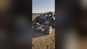 Şanlıurfa’da hafriyat kamyonu hafif ticari araca arkadan çarptı: İsa A. yaralandı